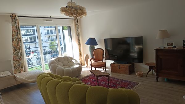 Appartement familial, proche Paris, espace et confort proche commerces et de la nature. Respirez