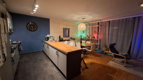 Spacieux 5 pièces avec balcon, à 10-15 min du centre de Genève maison de Soraya