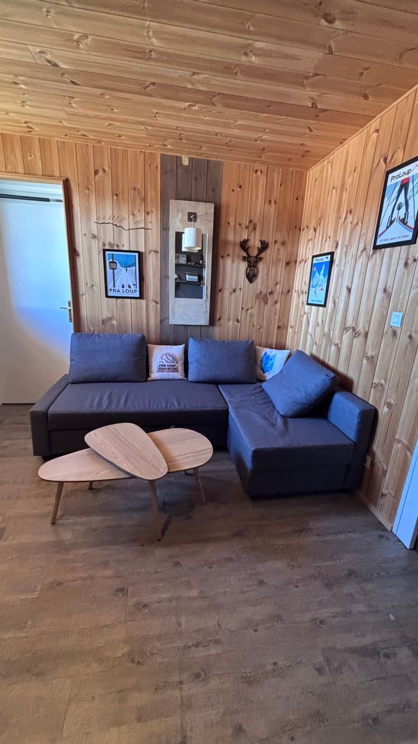 Notre appartement à Praloup  Idéalement situé au pied des pistes