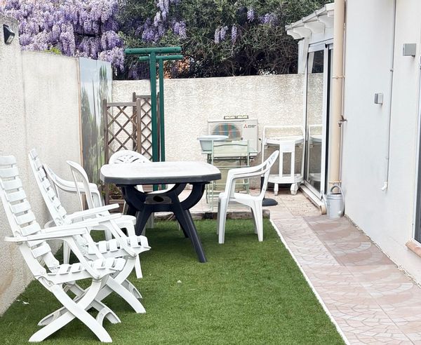 Appartement  35M² avec terrasse à BALARUC LES BAINS à 7 kms de Sète et 30mn de Montpellier