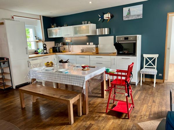 Maison situé dans le quartier de la Corniche, dans le centre de Concarneau à 100m de la mer.
