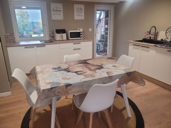 appartement autonome au rdc d'une maison à étages 2 nuits minimum. A 10 min du centre d'Albi