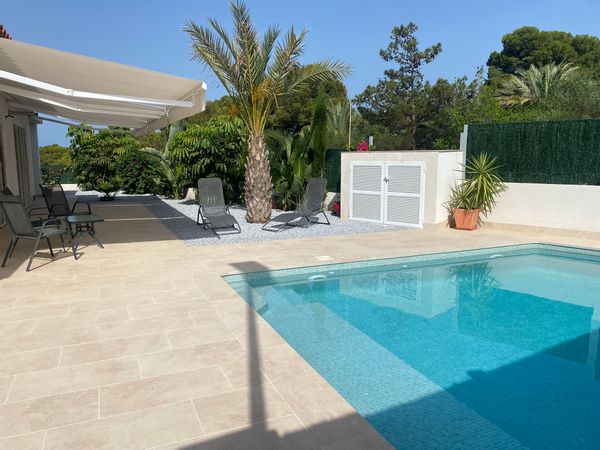 Petit maison Mediterranean avec piscine