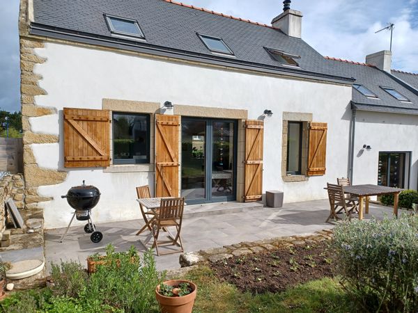 La chambre privée de Daniele et Philippe près du Golfe du Morbihan et GR34