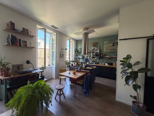 Appartement au calme, aux réformés.