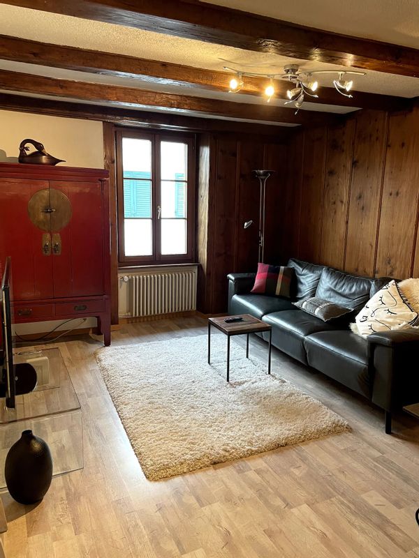 Appartement cosy 2 pers. à quelques minutes du lac de Neuchâtel, dans le vieux village de St-Blaise
