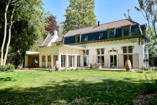 Une ancienne écurie entièrement rénovée en bordure de Lille