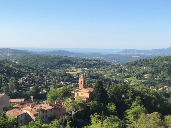 Vue mer et proximité montagnes - Côte d’Azur, Alpes Maritimes