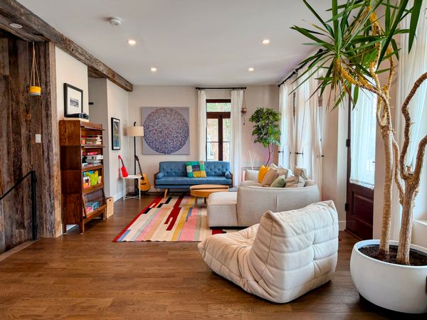 Superbe maison d’époque complètement rénovée au cœur de Baie-Saint-Paul