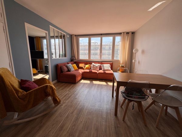 Camila's sunny, family-friendly apartment