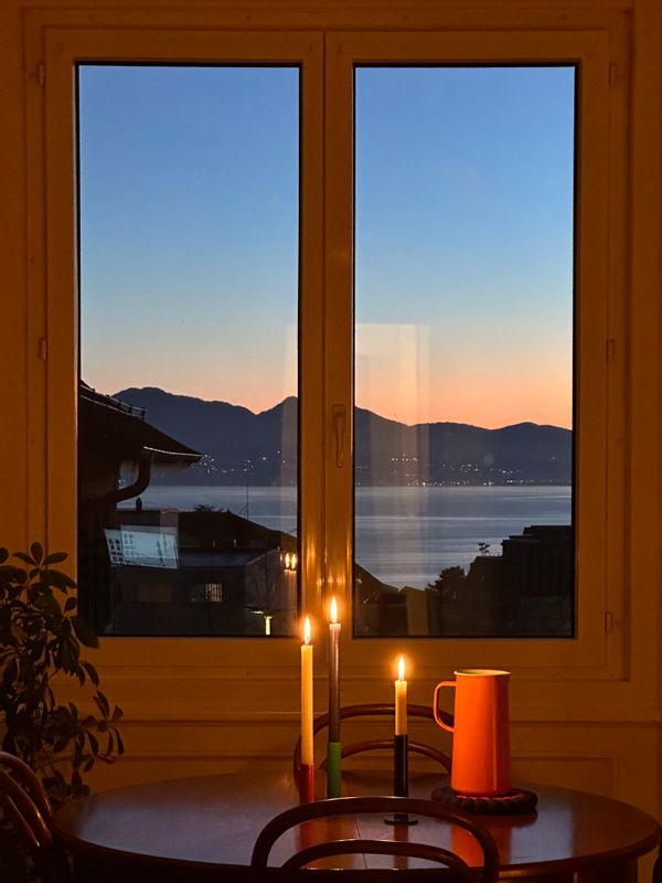 Joli appartement avec balcon vue sur le lac