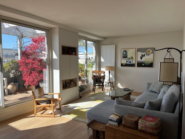 Appartement 2 chambres, lumineux et confortable, avec terrasse - A 5 mn du metro, bus, commerces