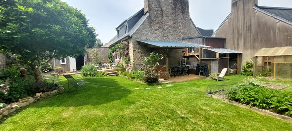 Chambre indépendante avec jardin au cœur d’Avranches