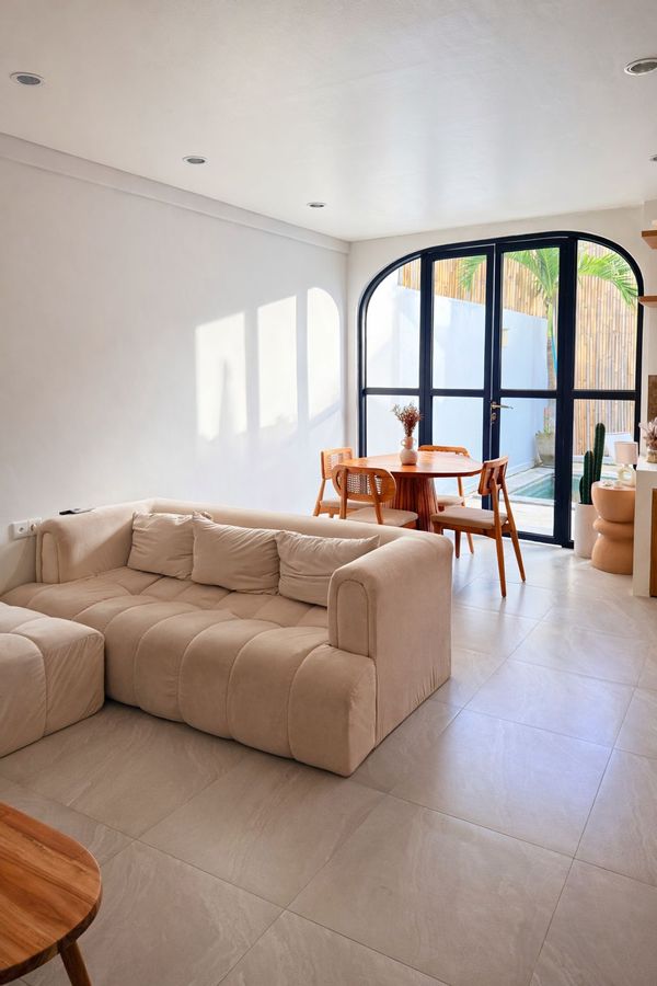 Maison Cosy 2 chambres avec piscine privée proche Canggu. 4 personnes.