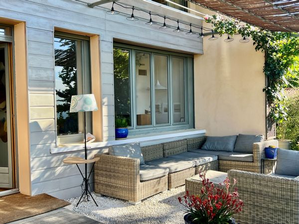 Maison d'artistes au coeur du Beaujolais