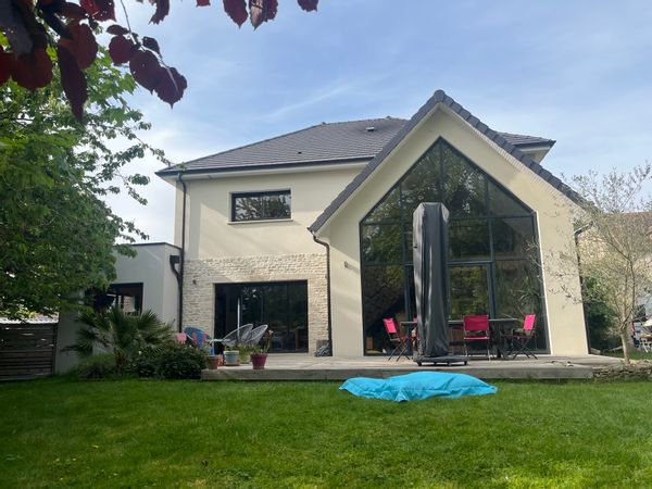 Maison familiale entre Caen et la mer