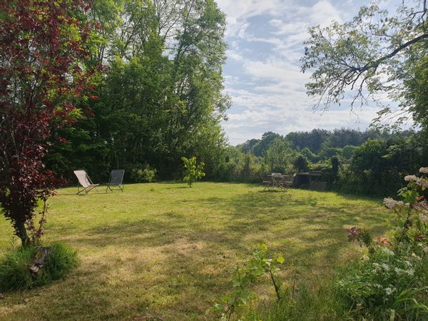 Longère au cœur du Perche, entourée de prairies et de forêts