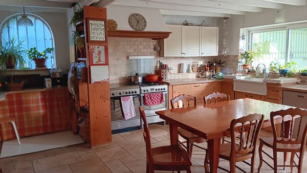 La chambre privée de Sandrine et Serge, vue sur la tour de Crest.