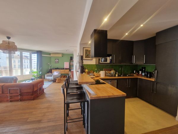Appartement lumineux & spacieux au pied du Métro – Les Lilas/Paris