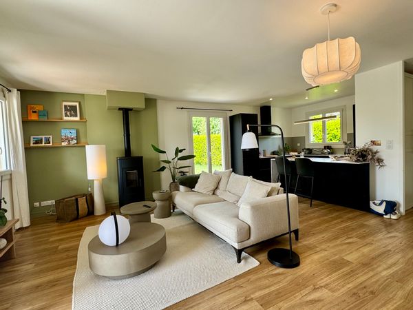 Maison rénovée avec piscine au cœur d’Alixan – entre Drôme et Vercors