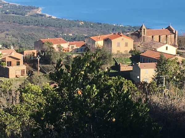 En corse chez mariefrance pour 2 personnes