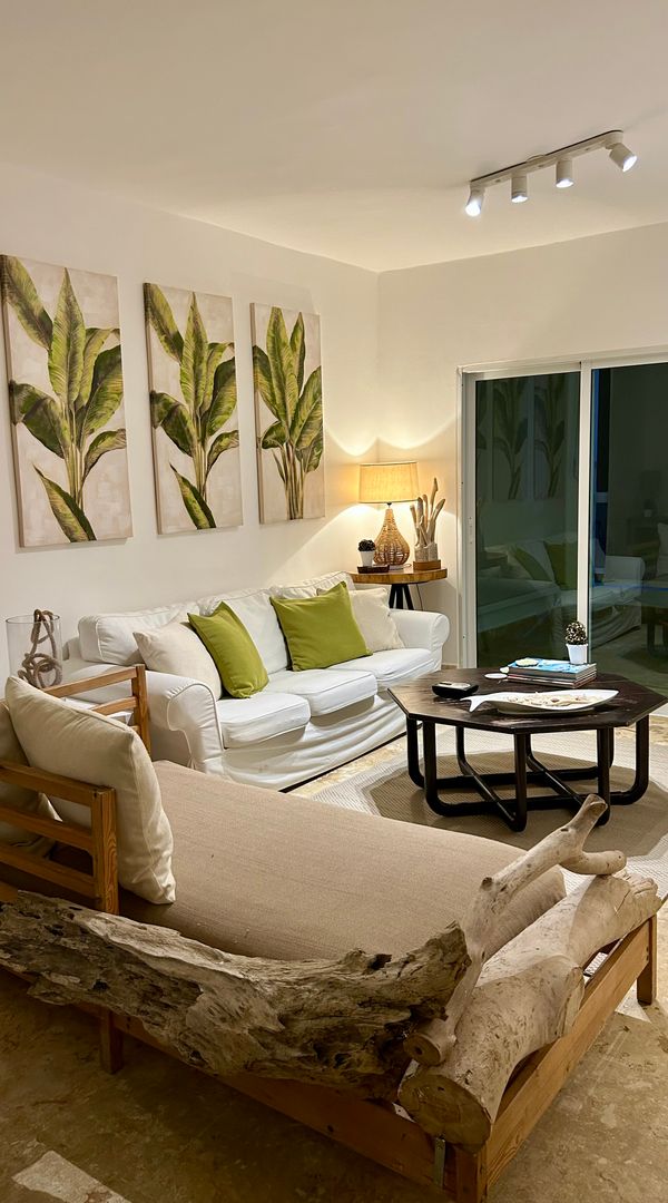 Beach front apartment in Paradise