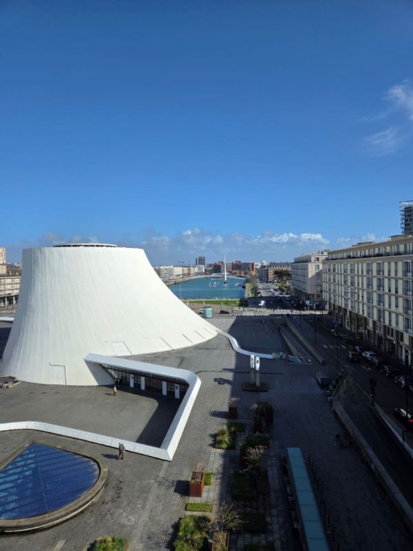 Appartement Perret entre centre ville et bord de mer