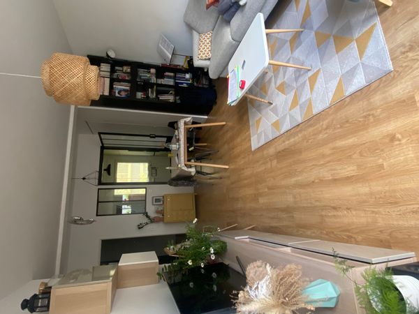 Un appartement de 3 chambres avec extérieur à moins de 3 km de Paris et à 5 min du métro