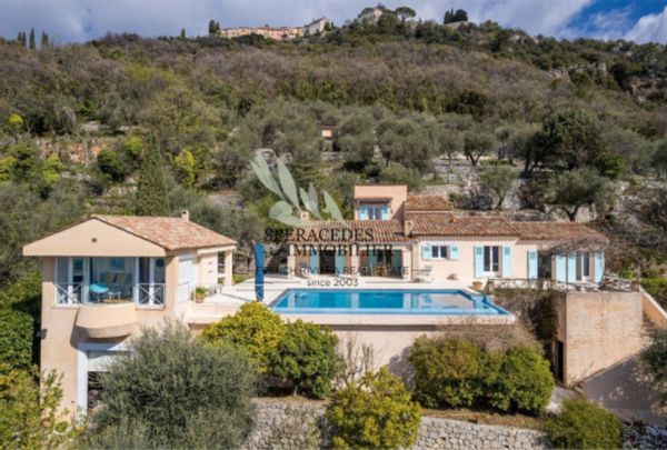 Anagenesis, Provençal villa with infinity pool and panoramic sea view