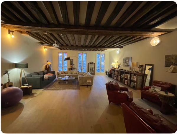 Appartement atypique au cœur de ville . A 30 min de paris. 20min de la forêt de Fontainebleau .