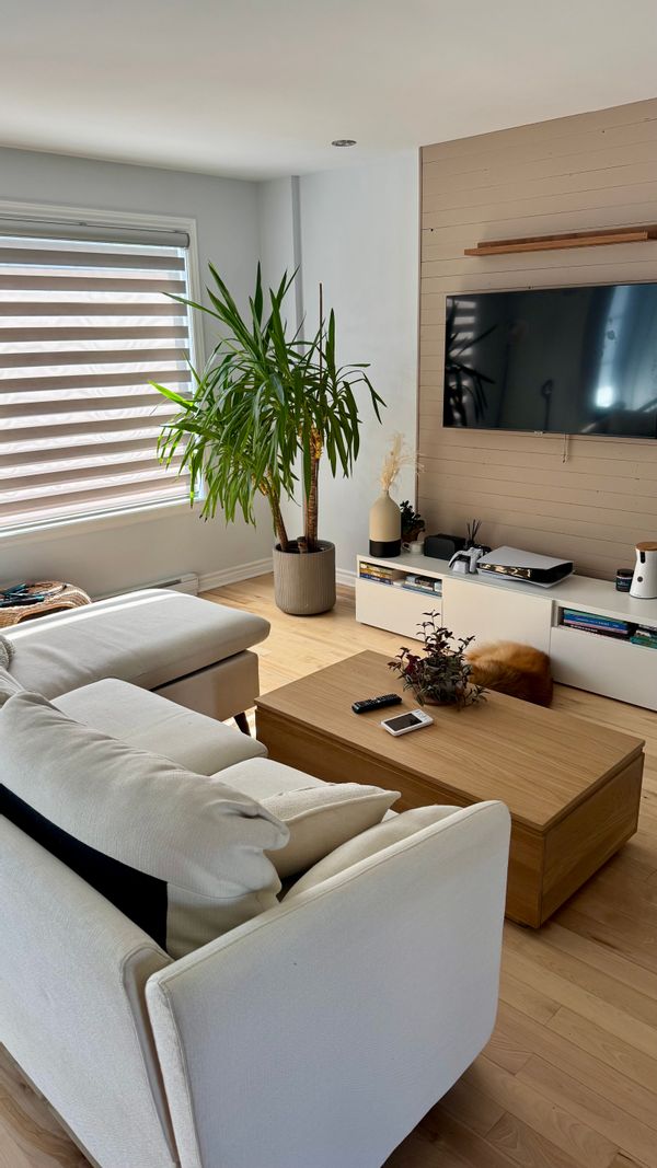 Chambre privée en semi-enterrée dans notre maison à 20min de Montréal