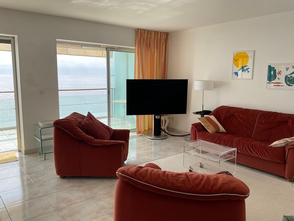 La maison de Sylvie vue sur mer à 360*. juste la route à traverser pour être sur la plage