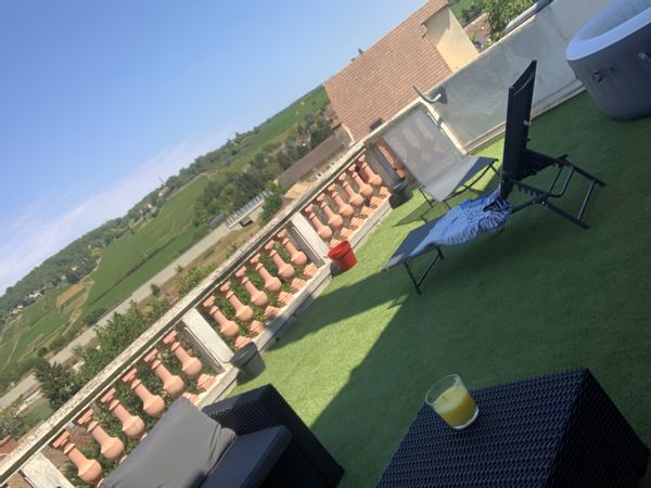 Maison spacieuse dans un village au cœur de la côte chalonnaise, sur la route des vins bourguignons