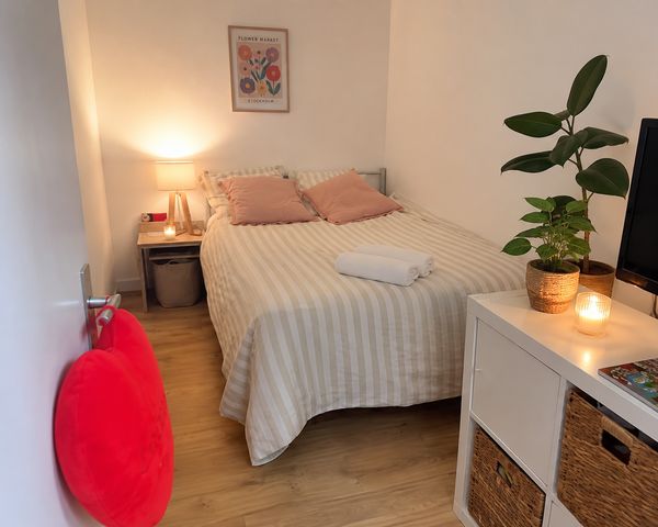 Studio type hôtelier, cosy et calme, en bordure du bois de Vincennes, Paris