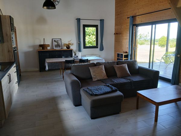 Maison 1 chambre et 1 mezzanine au calme, lumineuse, agréable et à proximité de Cahors