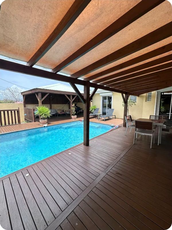 Superbe villa avec piscine tout équipé,  sur la Guadeloupe, île des caraibes plage