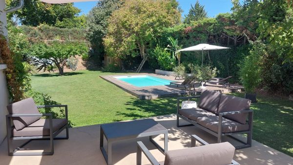 Maison en Provence (Marseille/Alpilles/Camargue)? 3 chambres, 1 bureau, grand jardin avec piscine,