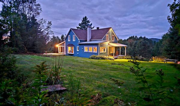 Maison de campagne : Le charme d'antan allié au confort d'aujourd'hui!