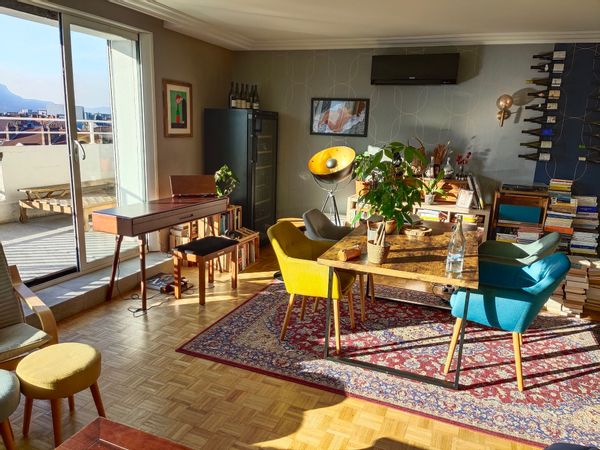 Chambre privée dans appartement avec terrasse