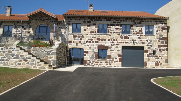 Au calme à la montagne, maison située entre Loire et Allier