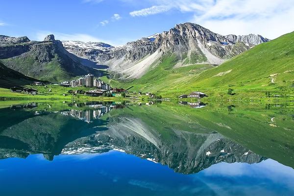 Au coeur du  Massif de la Vanoise, appartement  chaleureux, calme  avec de très belles vues