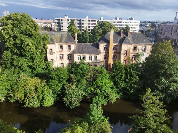 Appartement 2 chambres dans le centre de Rennes  avec vue sur le canal
