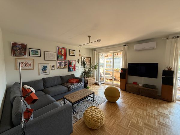 Lumineux 95 m² avec terrasse, à 3 min de la gare Part-Dieu