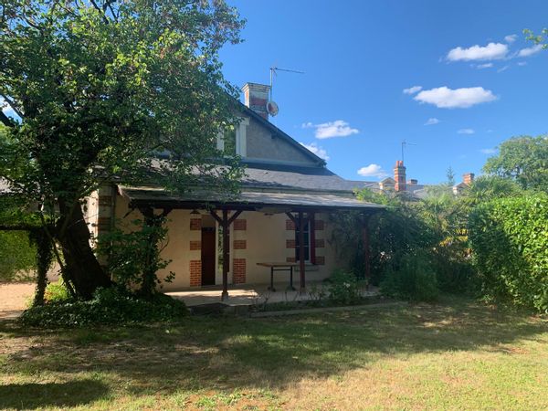 Belle maison de 1898 au coeur de la Touraine