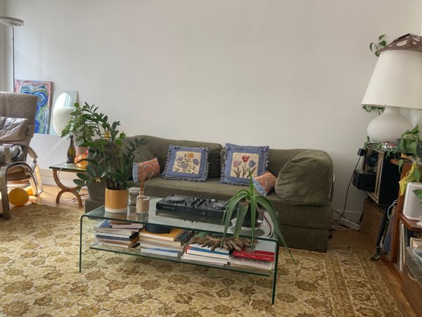 Josi's city girl apartment