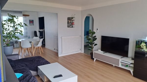 La maison de Julien: Appartement idéalement situé entre mer et centre-ville