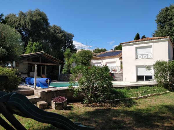 Maison de caractère avec piscine et à proximité des plages de Montpellier