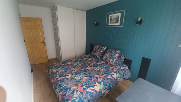 Chambre privée située à 10 mn de la gare Part-Dieu.