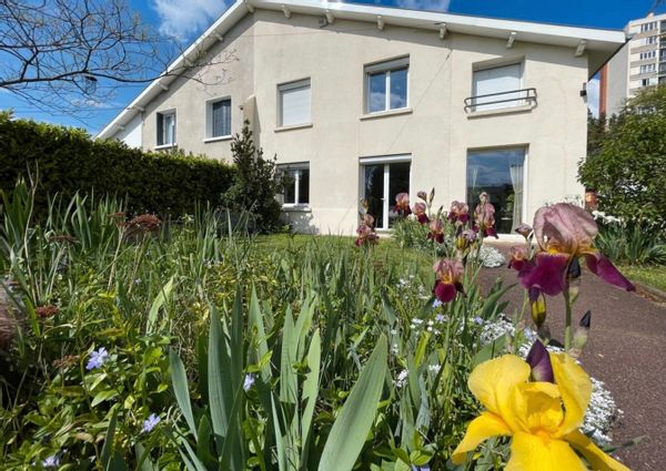 Chez Mezz Maison familiale avec jardin, calme et sans vis à vis  pour 2 adultes et 3 enfants