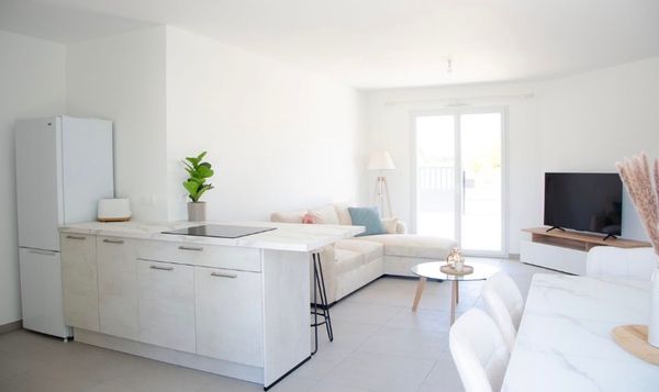 La maison de Laetitia  Accueillante et chaleureuse Parfaite pour passer de bons moments à partager